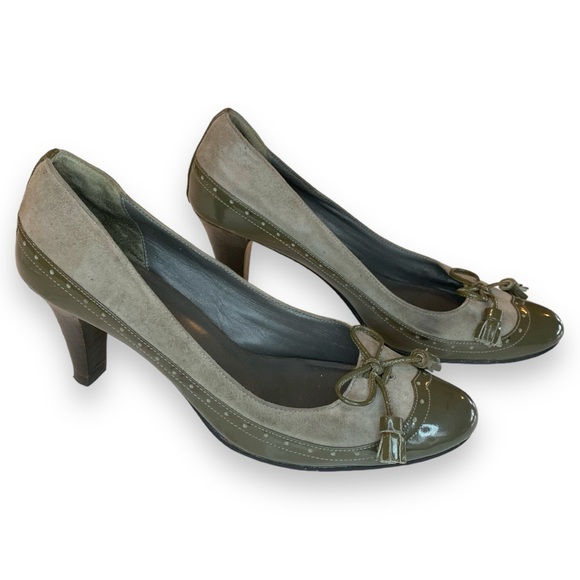 COLE HAAN PATENT LEATHER WINGTIP GREY GREEN PUMPS. WOMEN’S SIZE 6.5 - Picture 2 of 5